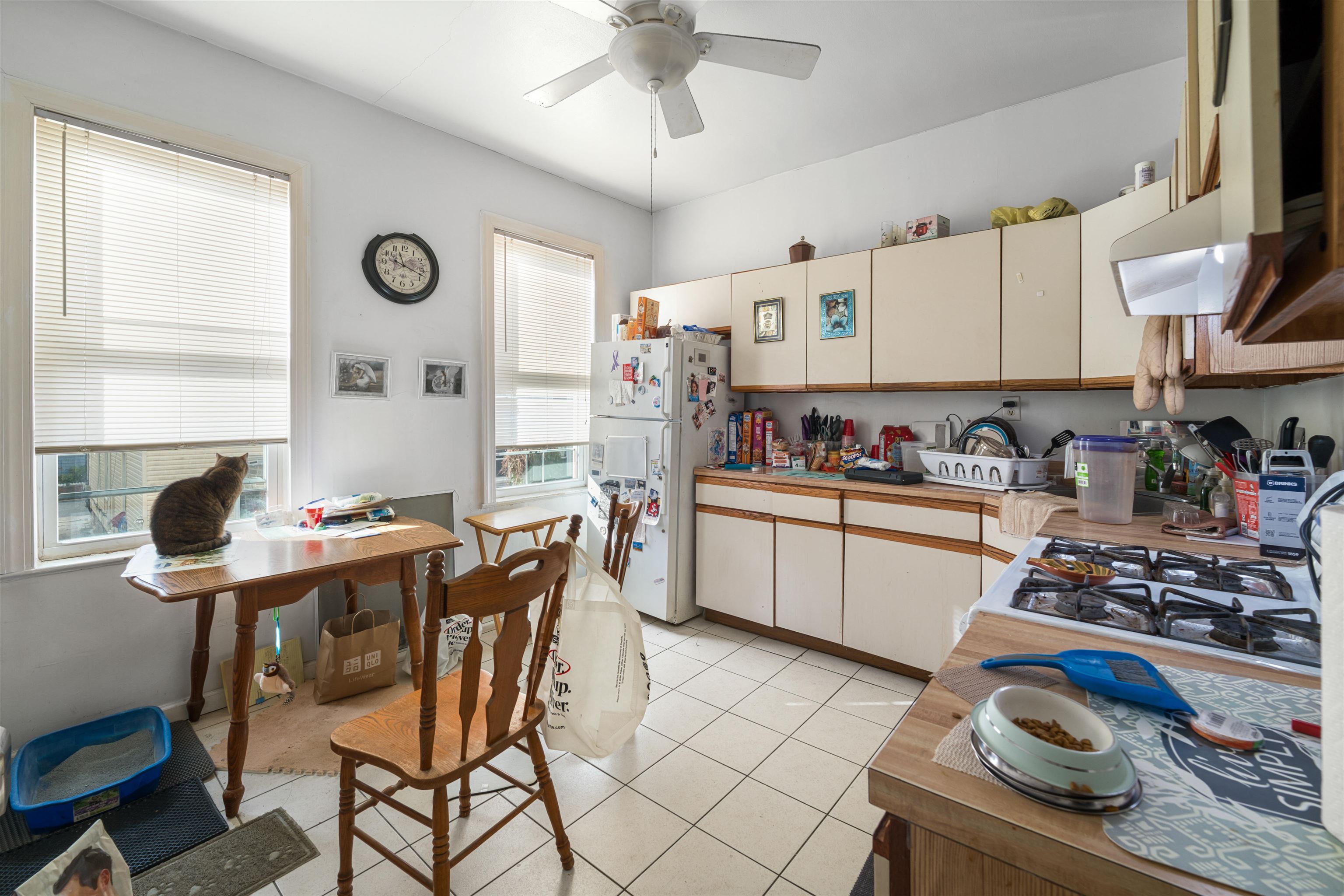 154 West 33rd Street Bayonne, NJ 07002 - Photo 14 of 40