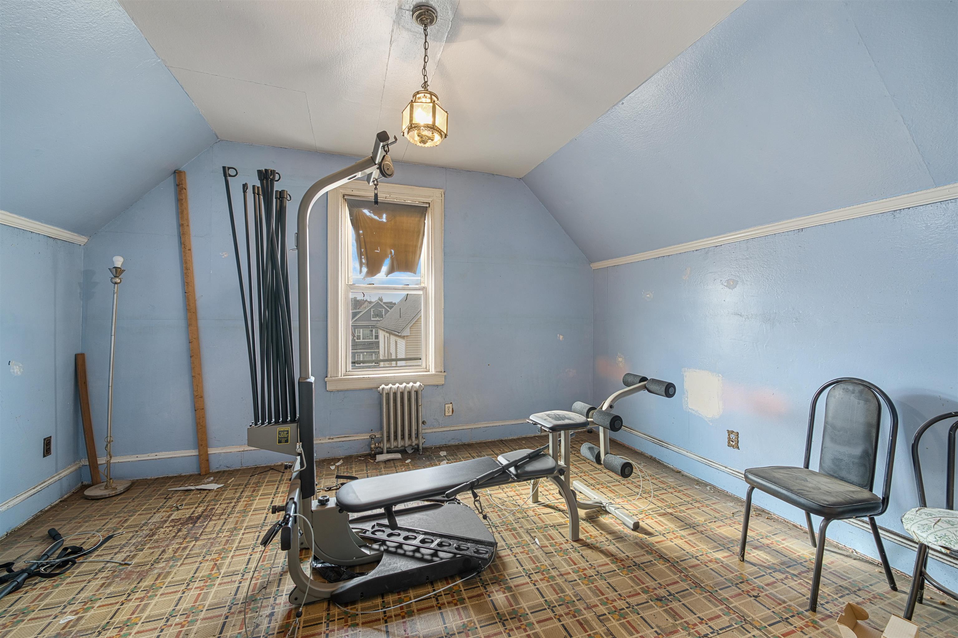 154 West 33rd Street Bayonne, NJ 07002 - Photo 5 of 40