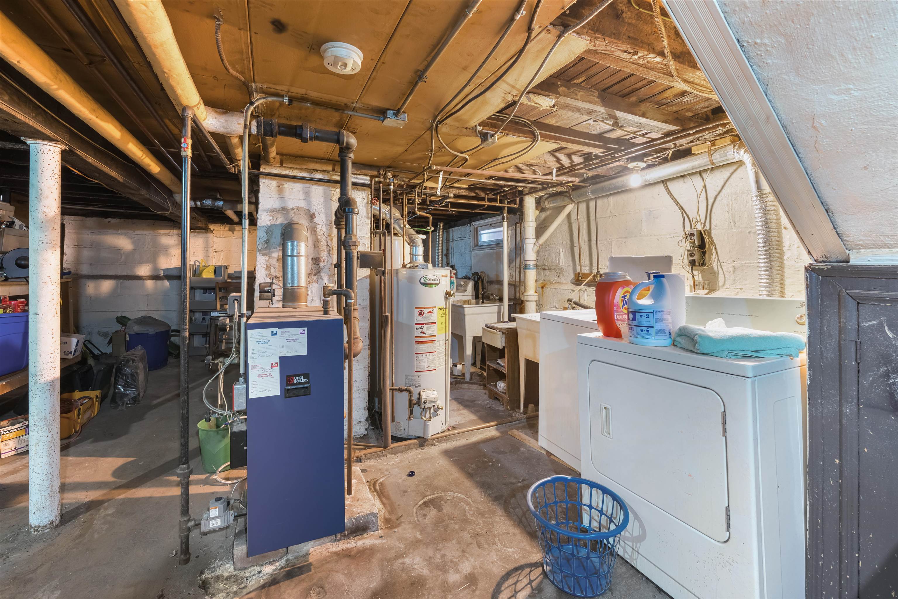 154 West 33rd Street Bayonne, NJ 07002 - Photo 9 of 40