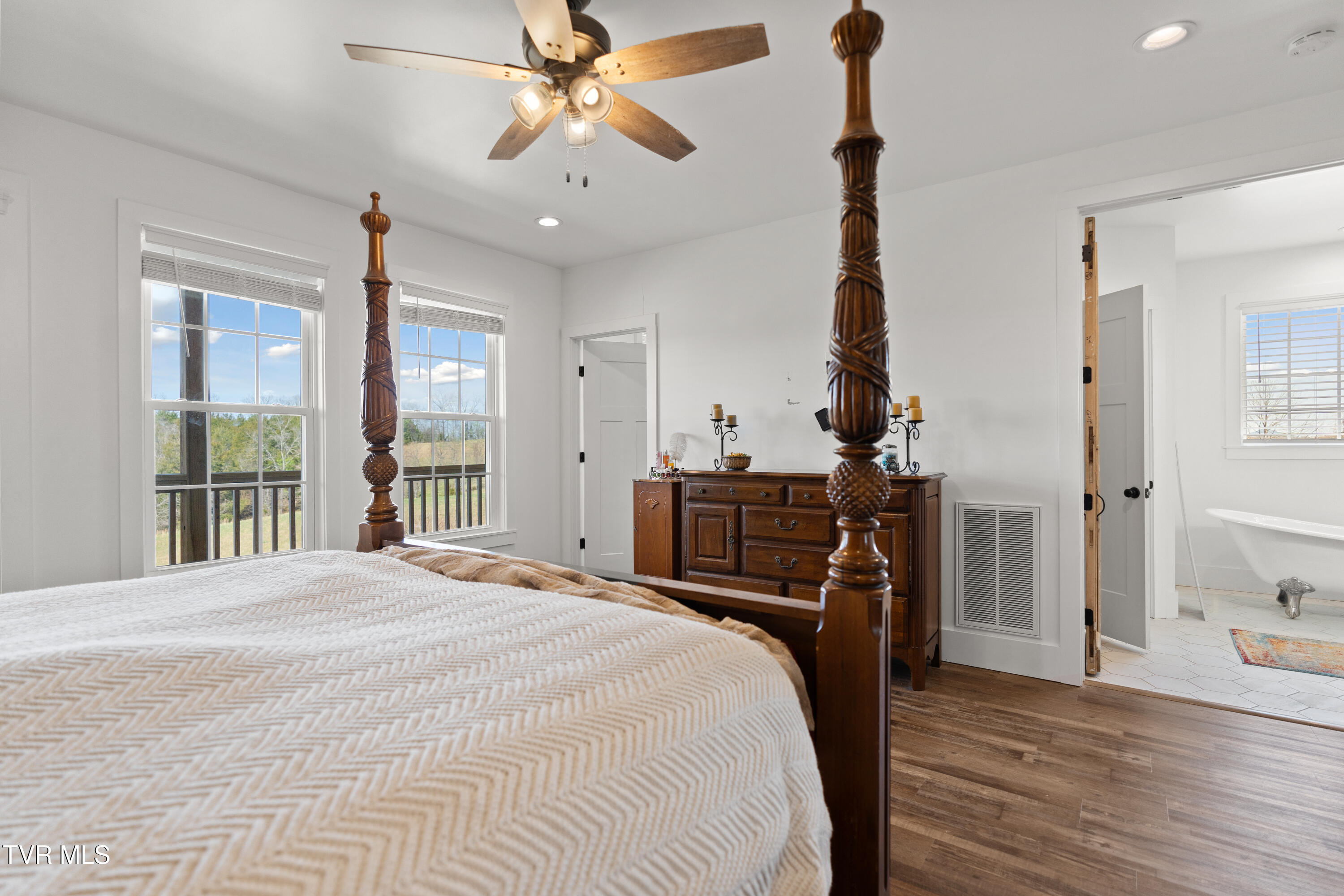 811 Grassy Creek Road Greeneville, TN 37743 - Photo 16 of 101 DSC09272