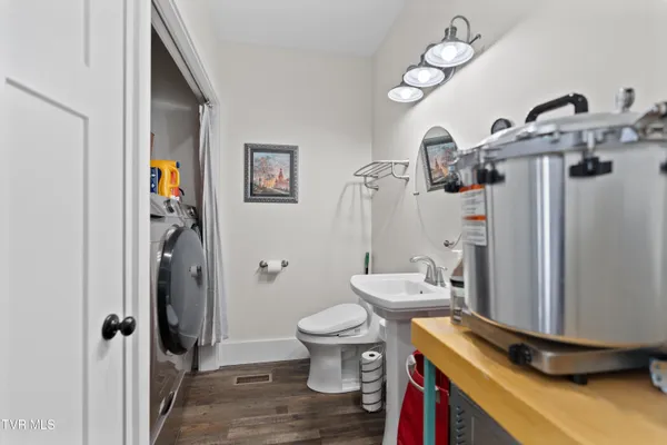 $1,800,000 | 811 Grassy Creek Road, Greeneville, TN 37743