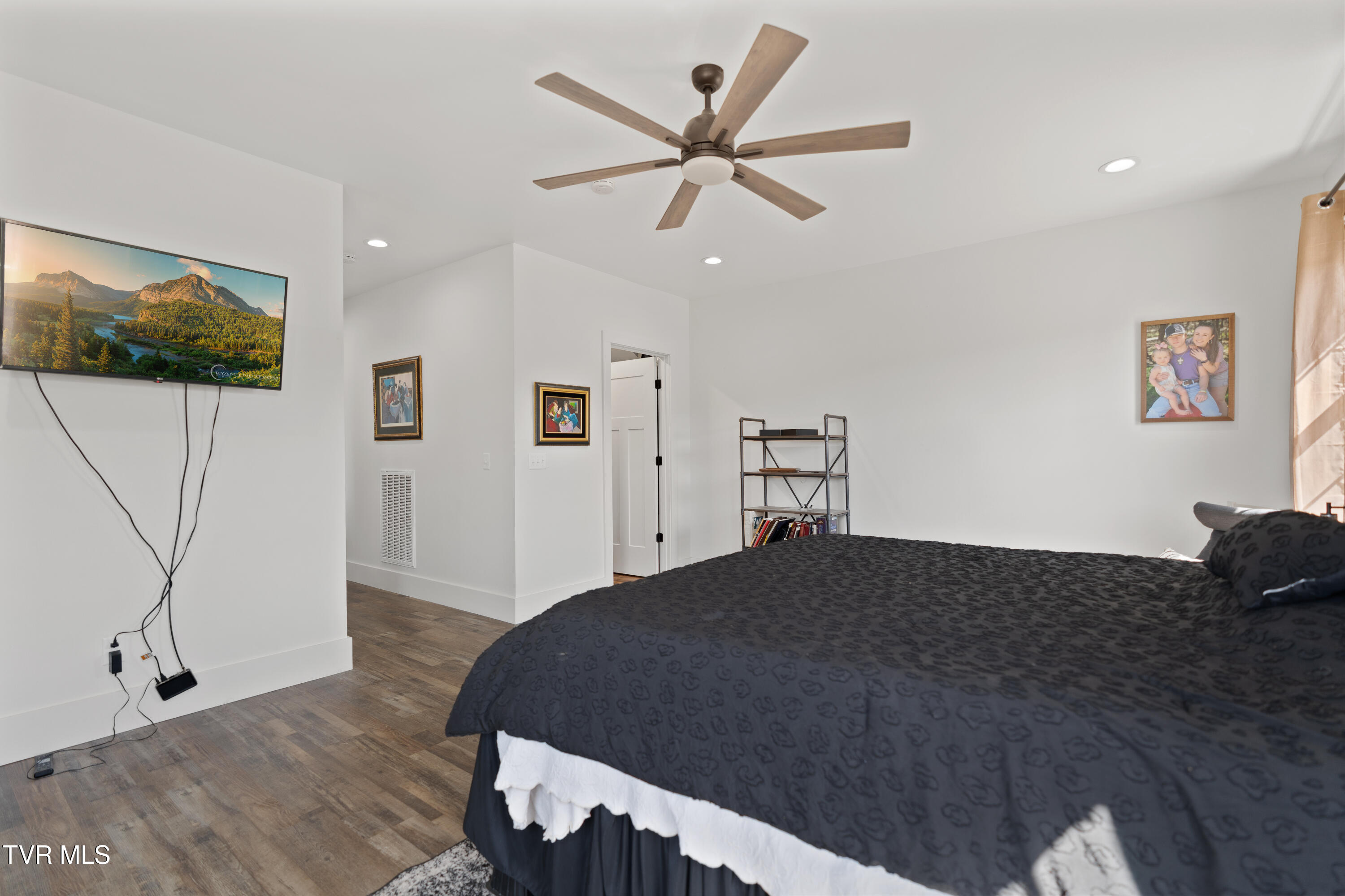 811 Grassy Creek Road Greeneville, TN 37743 - Photo 27 of 101 DSC09152