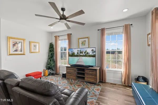 $1,800,000 | 811 Grassy Creek Road, Greeneville, TN 37743