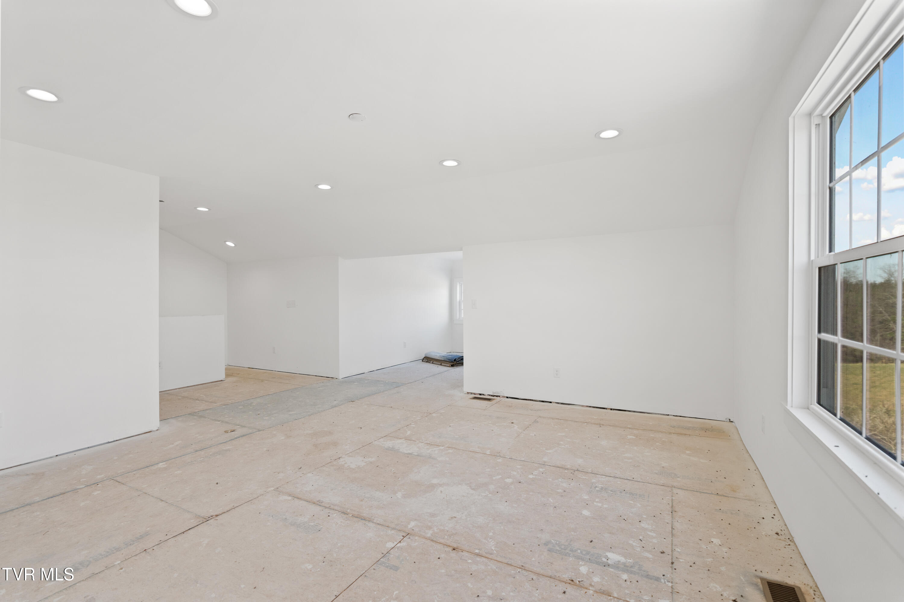 811 Grassy Creek Road Greeneville, TN 37743 - Photo 69 of 101 DSC09200