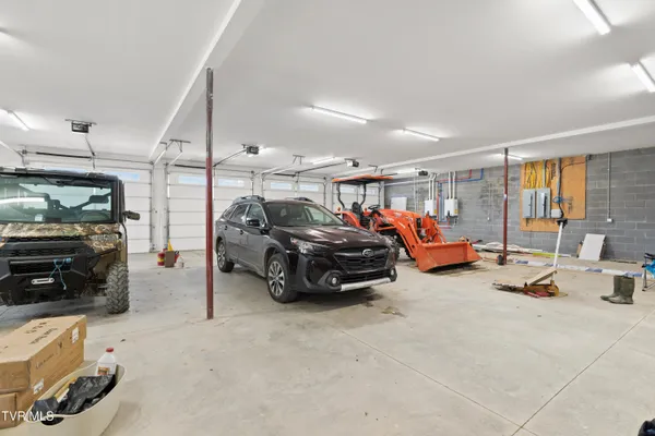 $1,800,000 | 811 Grassy Creek Road, Greeneville, TN 37743