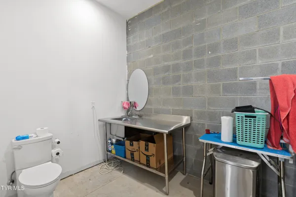 $1,800,000 | 811 Grassy Creek Road, Greeneville, TN 37743