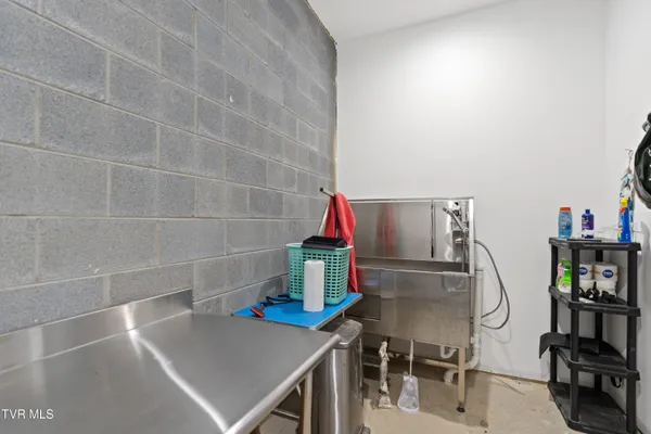 $1,800,000 | 811 Grassy Creek Road, Greeneville, TN 37743