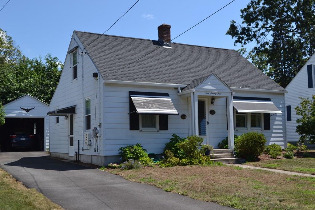 173 Powell Avenue Springfield, MA 01118 - Photo 3 of 39 Gallery Image 3