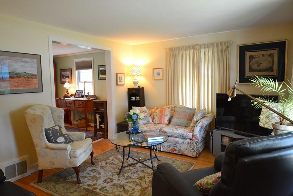 173 Powell Avenue Springfield, MA 01118 - Photo 4 of 39 Gallery Image 4