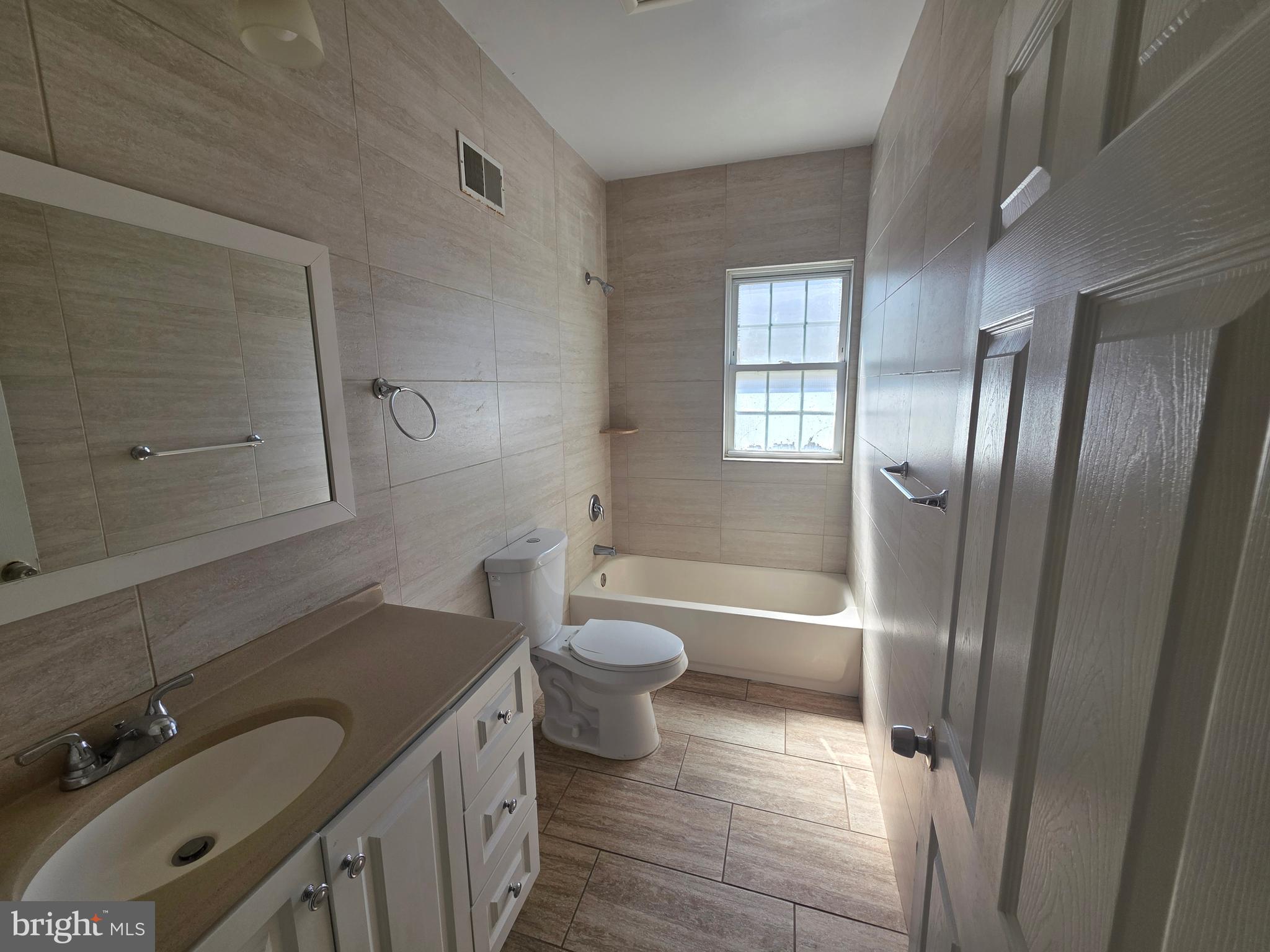 134 Klockner Road, Unit A Trenton, NJ 08619 - Photo 5 of 16