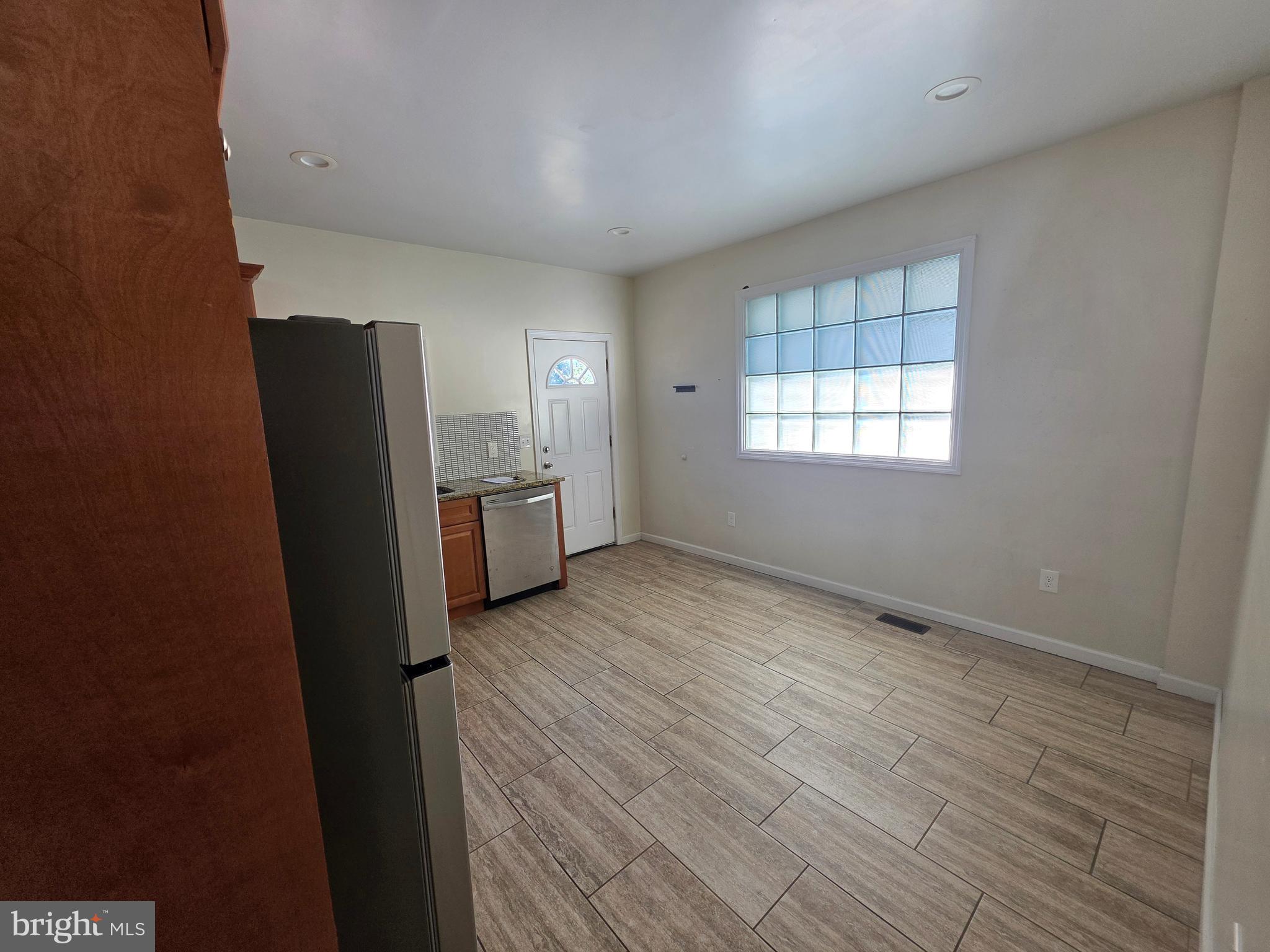 134 Klockner Road, Unit A Trenton, NJ 08619 - Photo 7 of 16