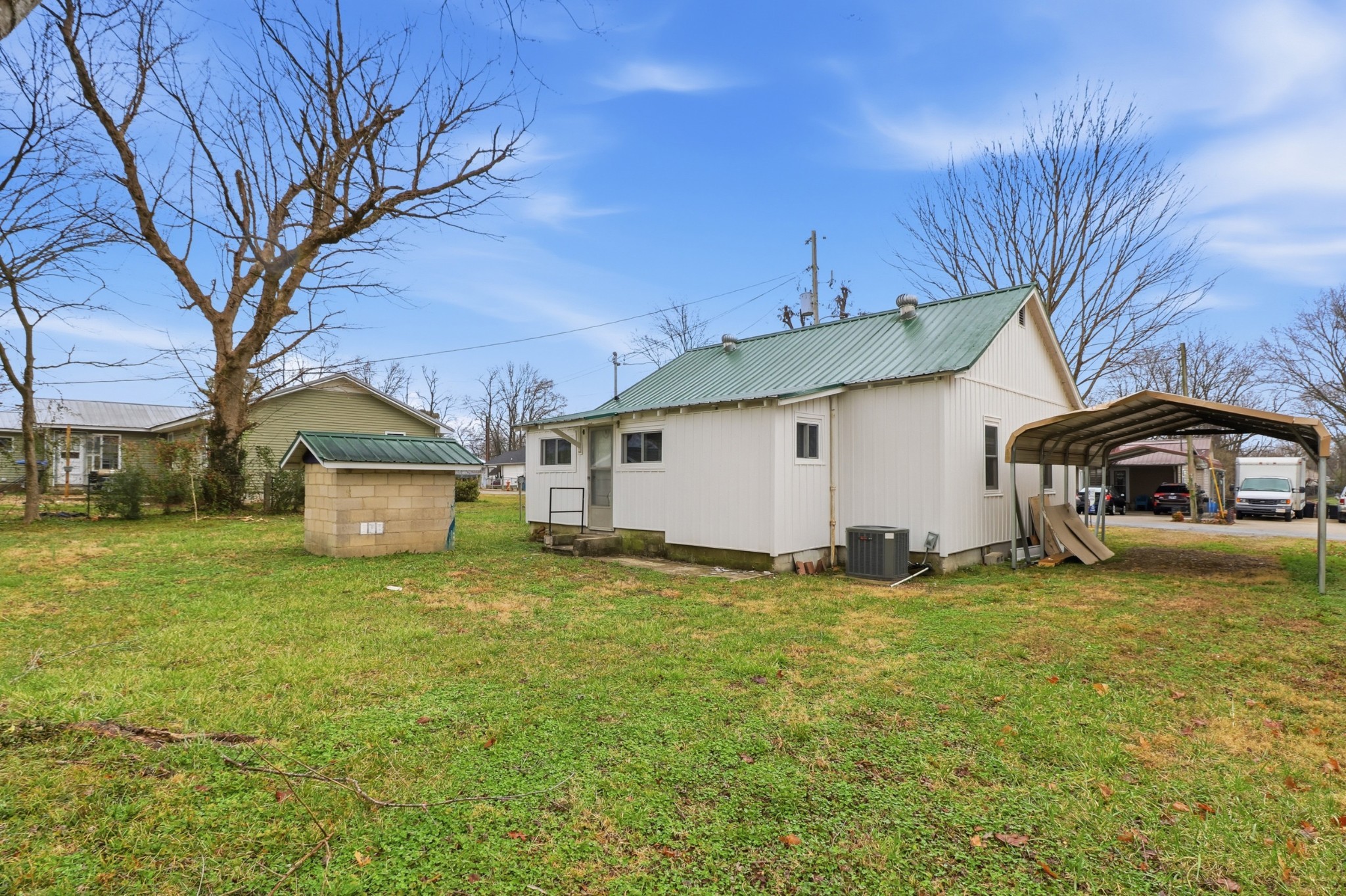 612 Maple Street Manchester, TN 37355 - Photo 19 of 20 a view of a house with a yard