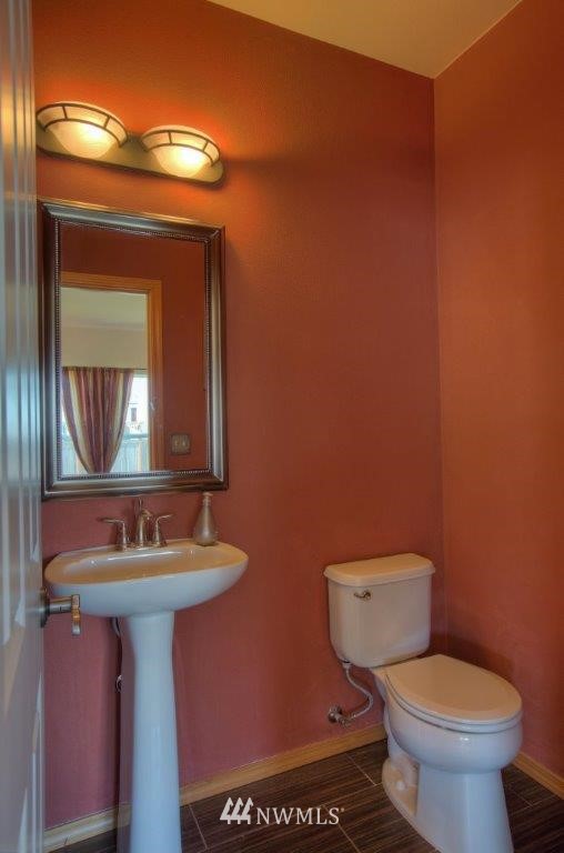 5140 Northeast 8th Street Renton, WA 98059 - Photo 8 of 17 Gallery Image 8