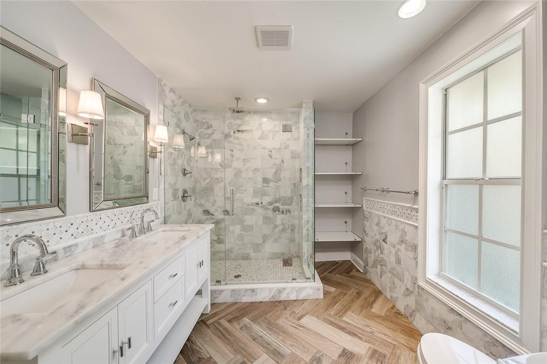 350 Southwest 8th Street, Unit 2 Boca Raton, FL 33432 - Photo 9 of 61 Master Bath