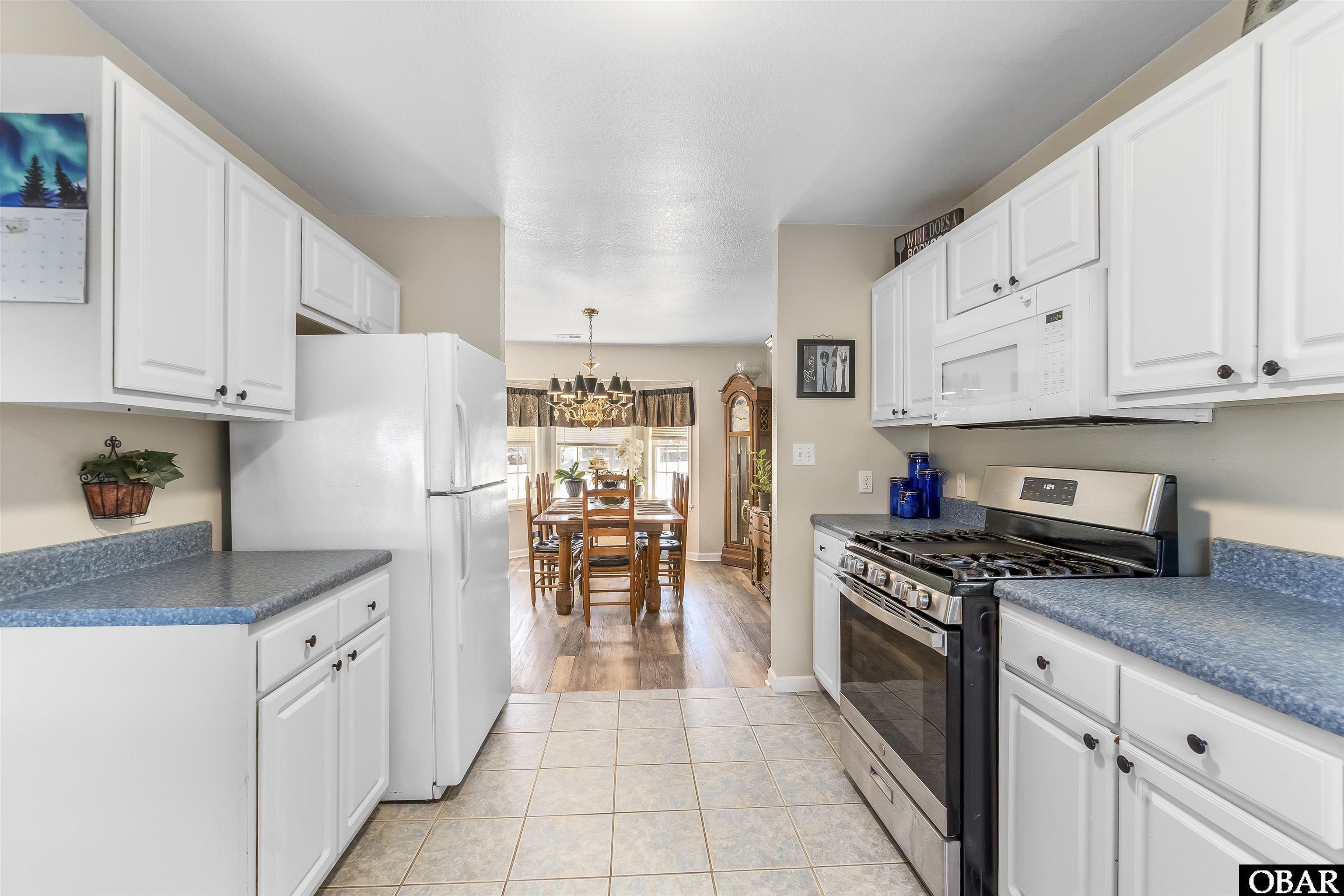 103 Trenor Lane Powells Point, NC 27966 - Photo 15 of 30