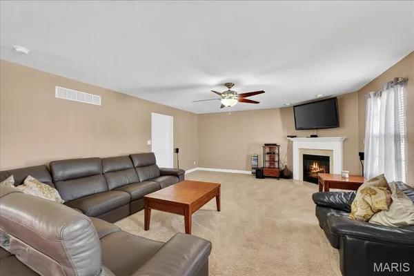 $375,000 | 605 Janet Court, New Baden, IL 62265