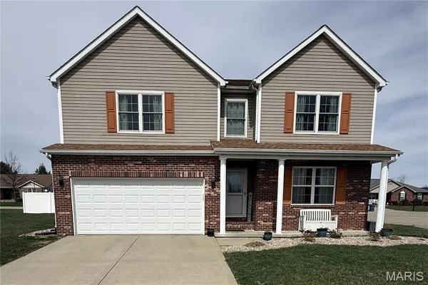 $375,000 | 605 Janet Court, New Baden, IL 62265