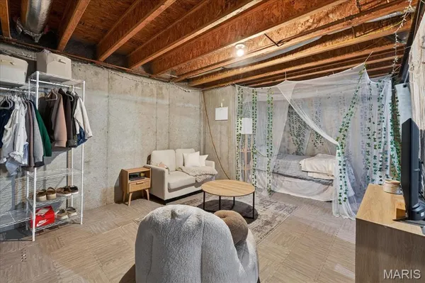 $375,000 | 605 Janet Court, New Baden, IL 62265