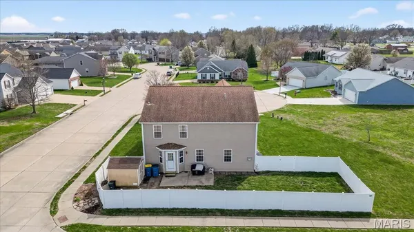 $375,000 | 605 Janet Court, New Baden, IL 62265