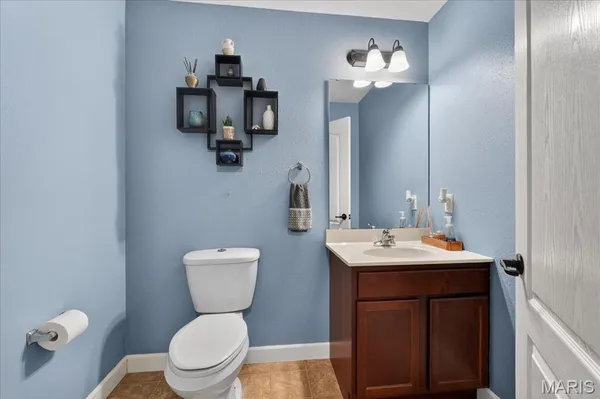 $375,000 | 605 Janet Court, New Baden, IL 62265