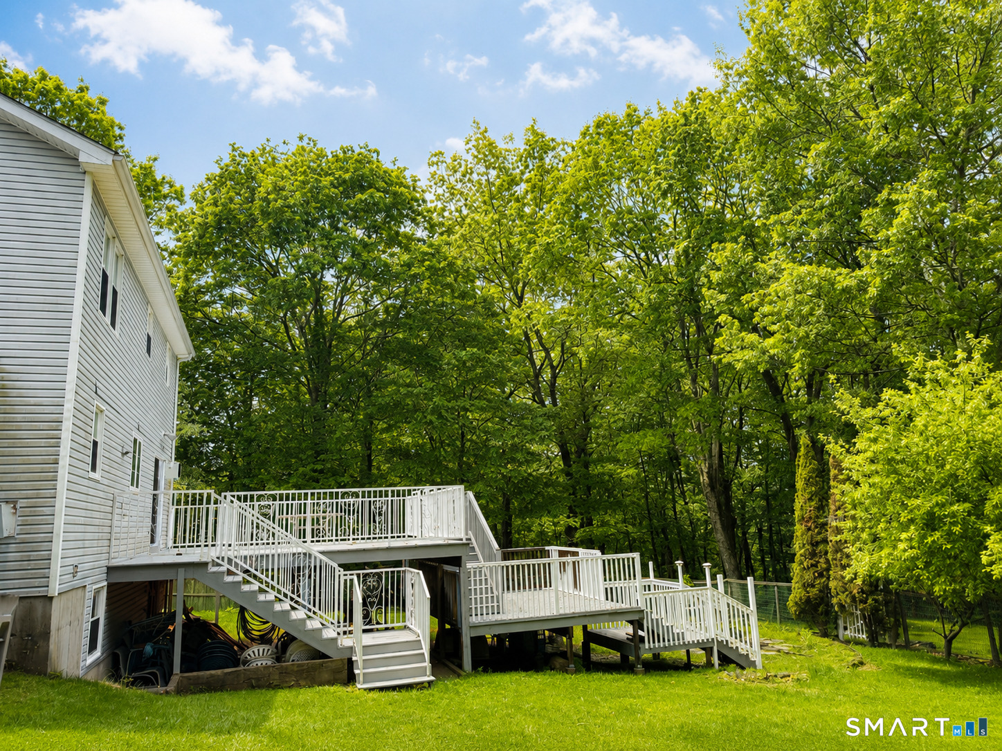 120 Tyler Way Bristol, CT 06010 - Photo 5 of 35