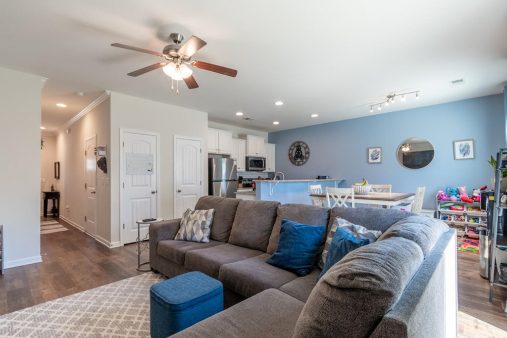 2926 Old Field Road Sumter, SC 29150 - Photo 6 of 37 Gallery Image 6