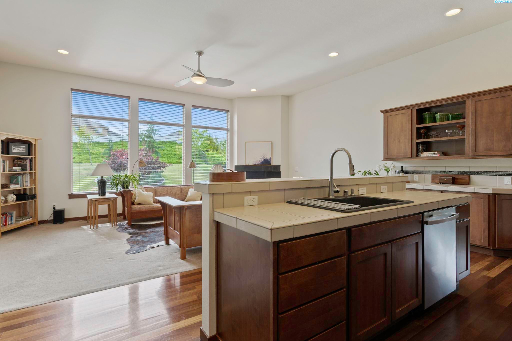 2754 Katie Road Kennewick, WA 99338 - Photo 12 of 43 Gallery Image 12