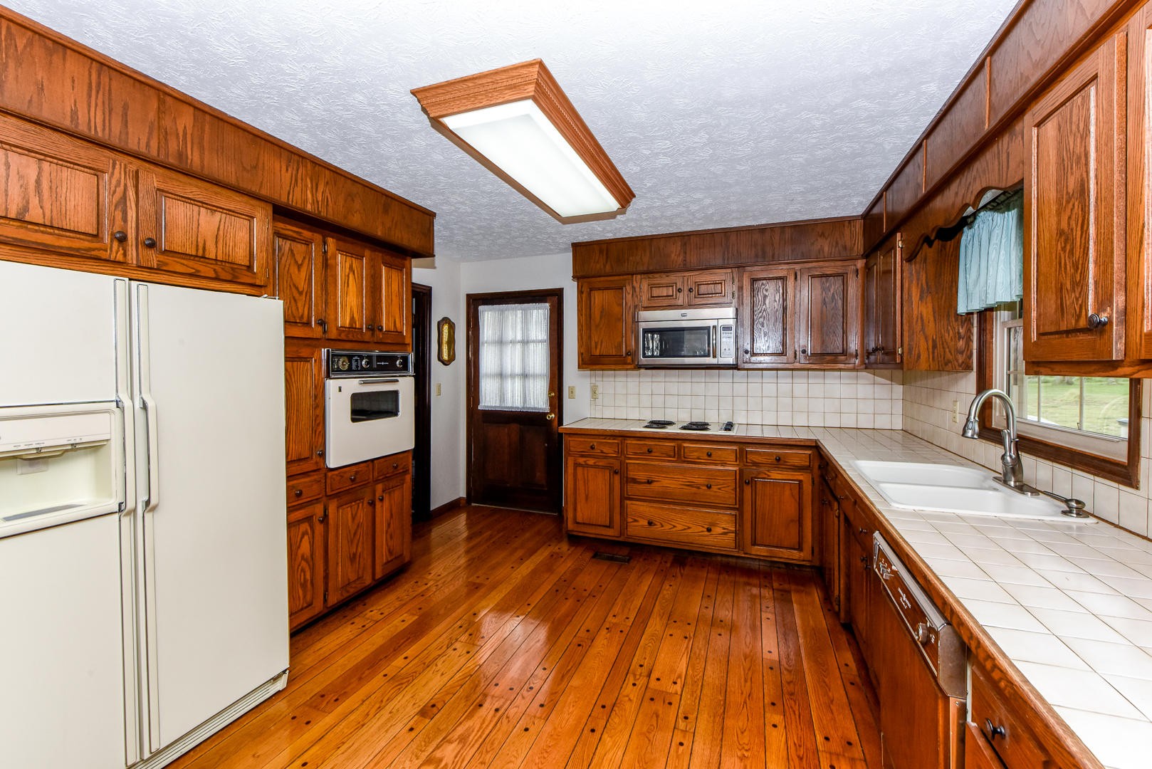137 Cold Stream Farm Road Madisonville, TN 37354 - Photo 12 of 40 Gallery Image 12