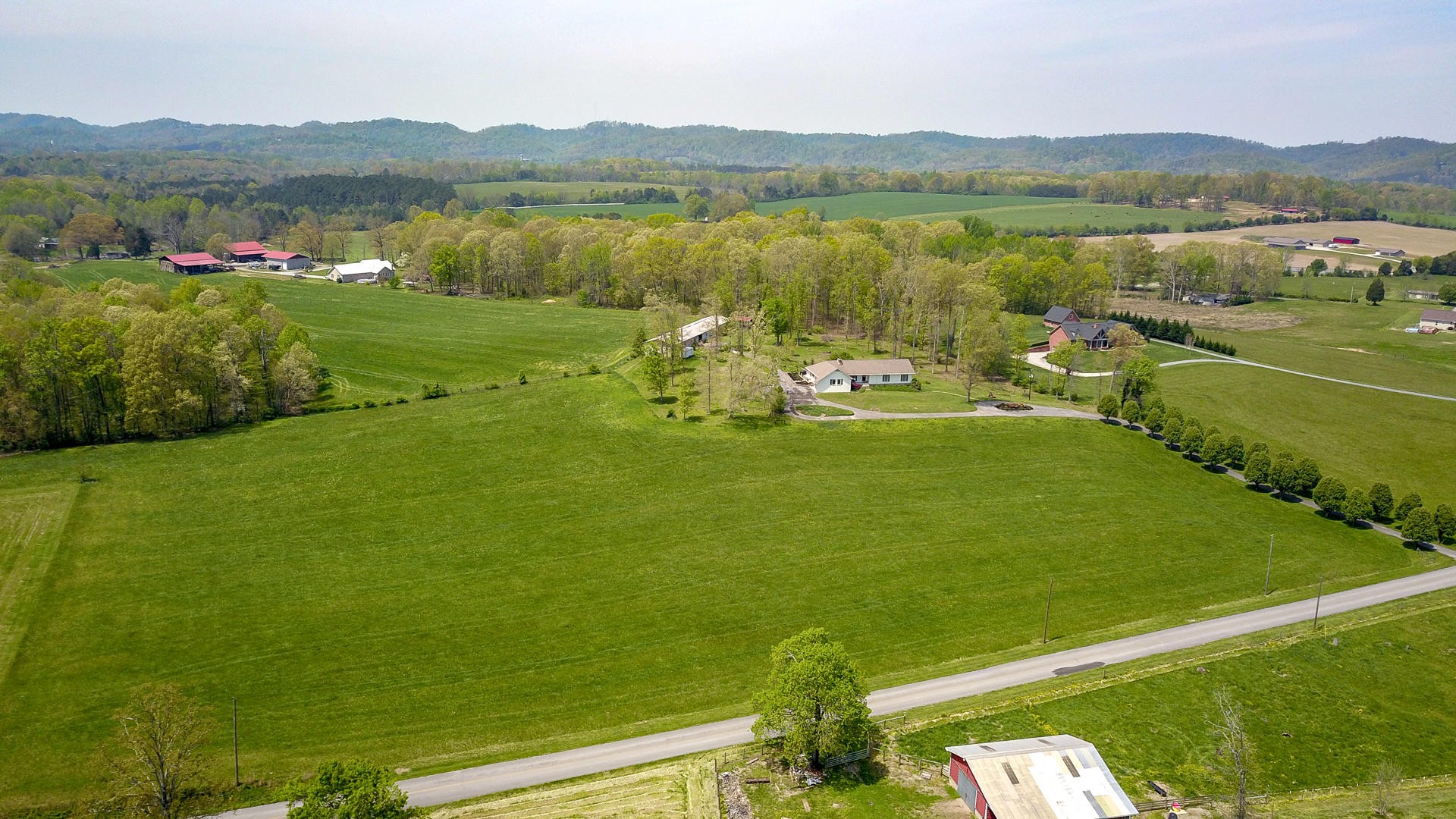 137 Cold Stream Farm Road Madisonville, TN 37354 - Photo 32 of 40 Gallery Image 32