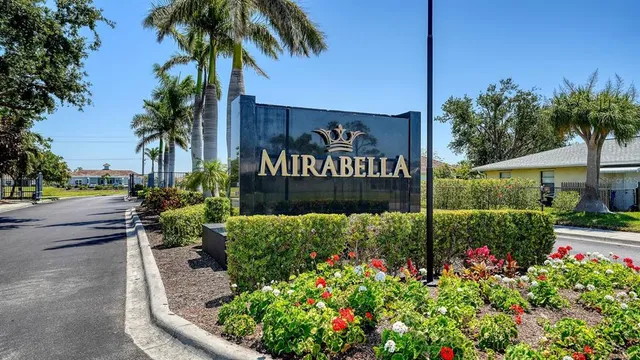 $529,000 | 1504 Calle Grand Street, Bradenton, FL 34209