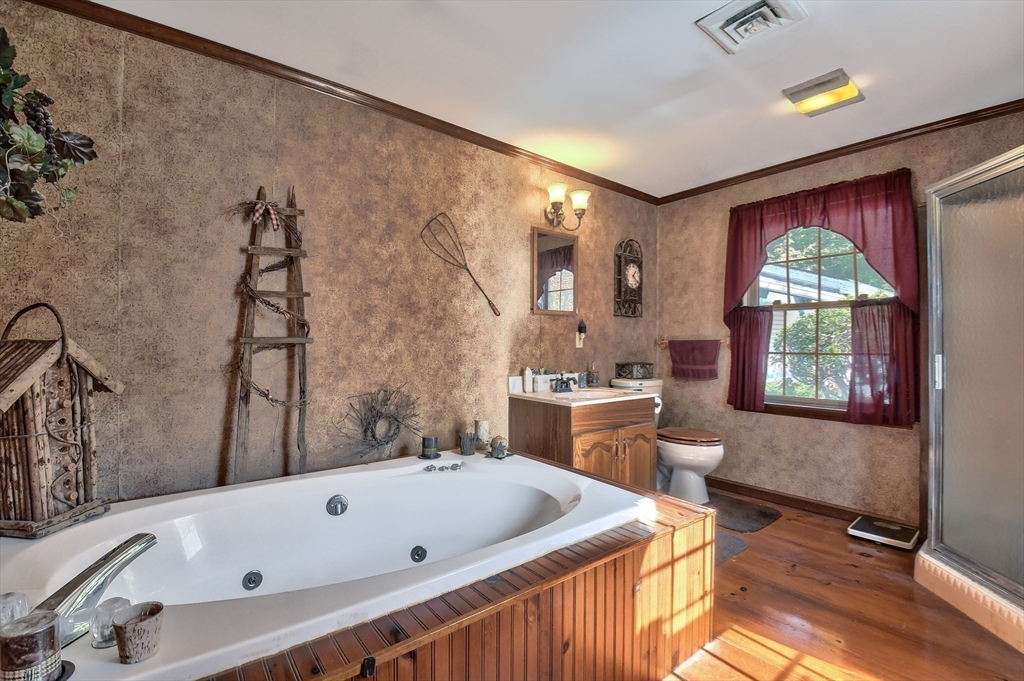 334 High Street Gardner, MA 01440 - Photo 17 of 31