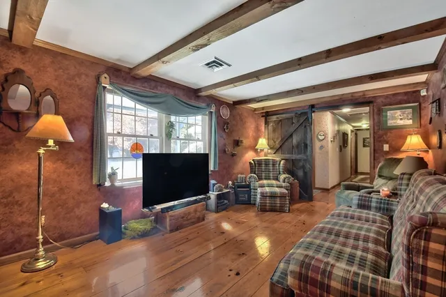 $484,995 | 334 High Street, Gardner, MA 01440