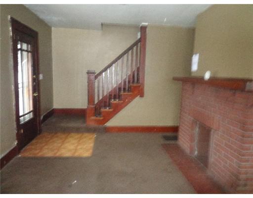 1908 Warder Street Springfield, OH 45503 - Photo 3 of 9