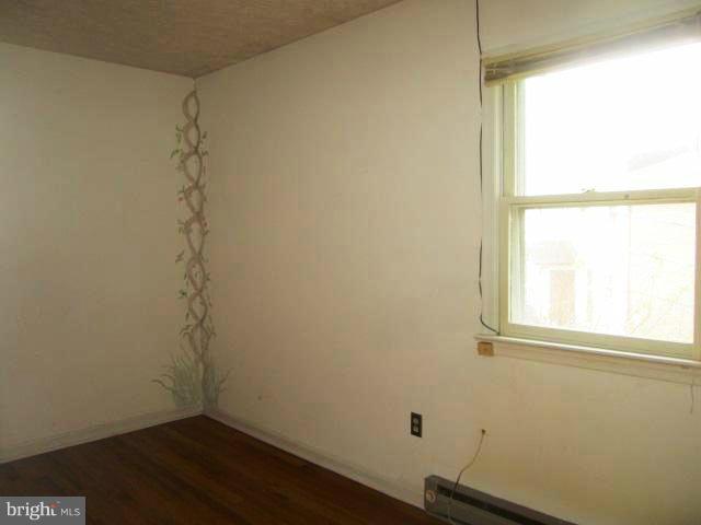 303 Brunswick Road Stephens City, VA 22655 - Photo 3 of 11 Interior (General)