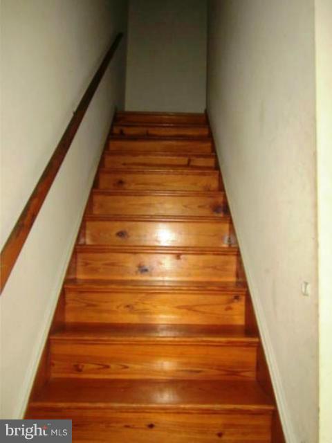 303 Brunswick Road Stephens City, VA 22655 - Photo 9 of 11 Interior (General)
