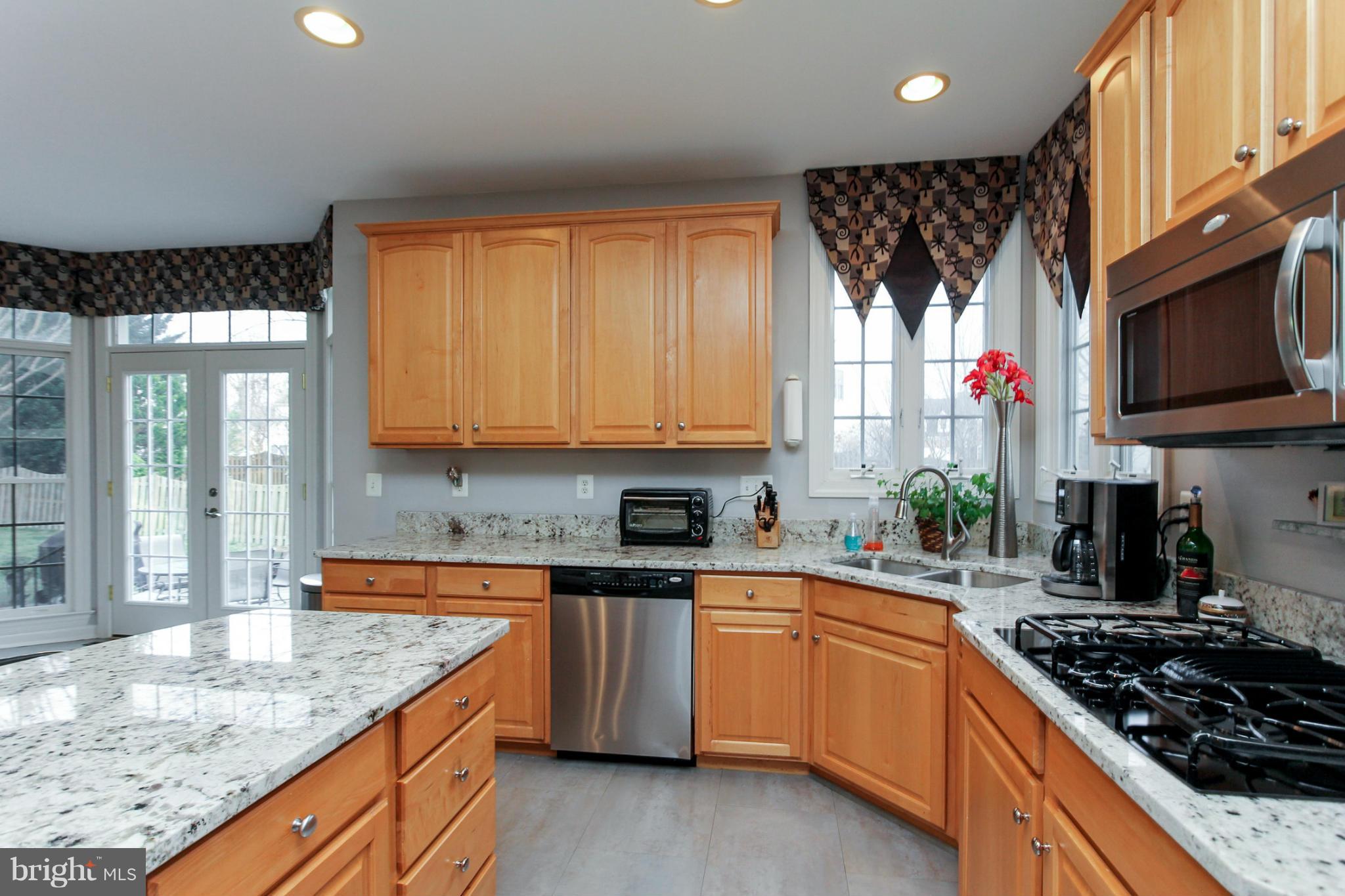6823 Woolin Place Springfield, VA 22150 - Photo 8 of 27 Kitchen