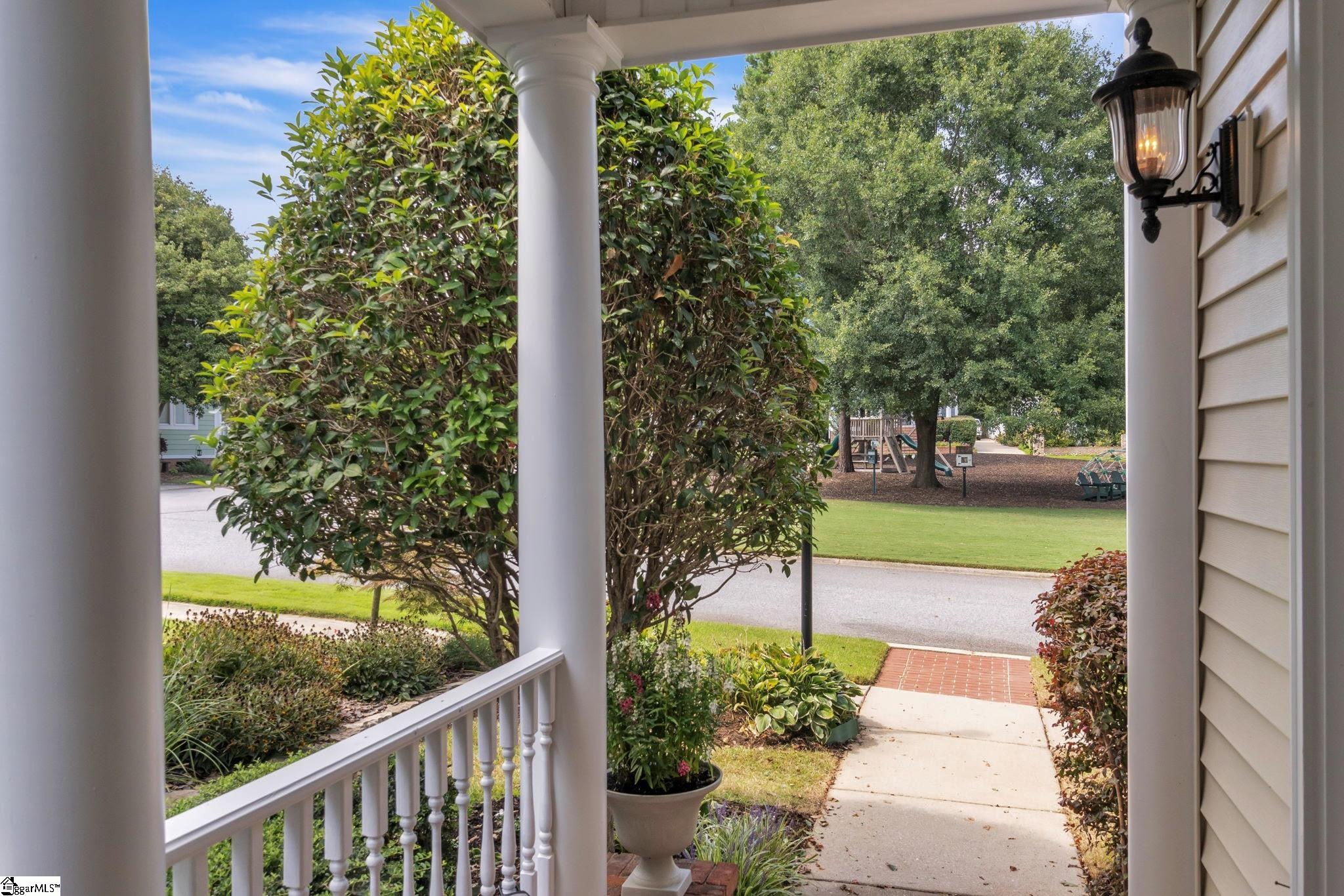 313 Oxner Road Simpsonville, SC 29681 - Photo 3 of 34 Gallery Image 3