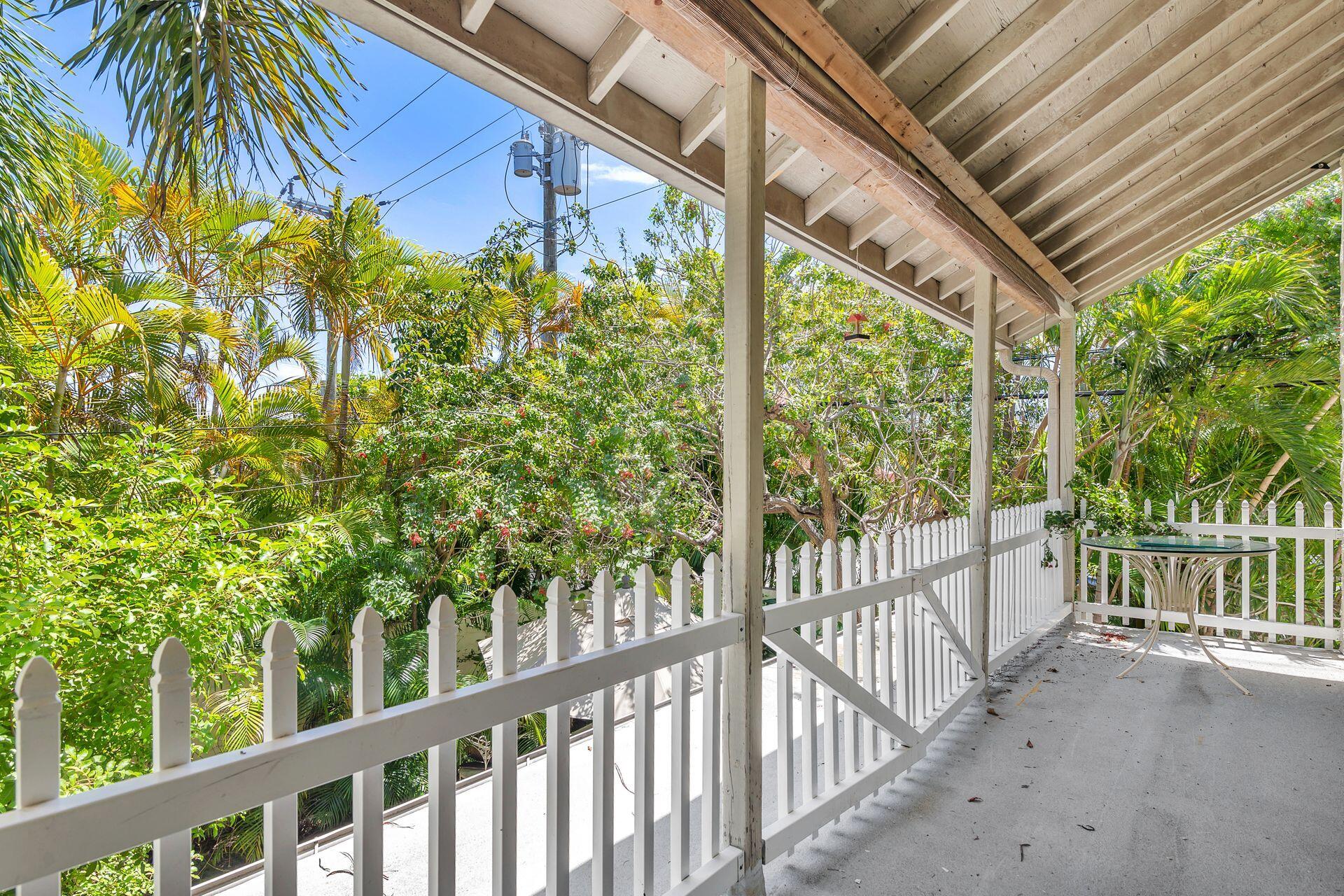 214 Conniston Road West Palm Beach, FL 33405 - Photo 8 of 18 14