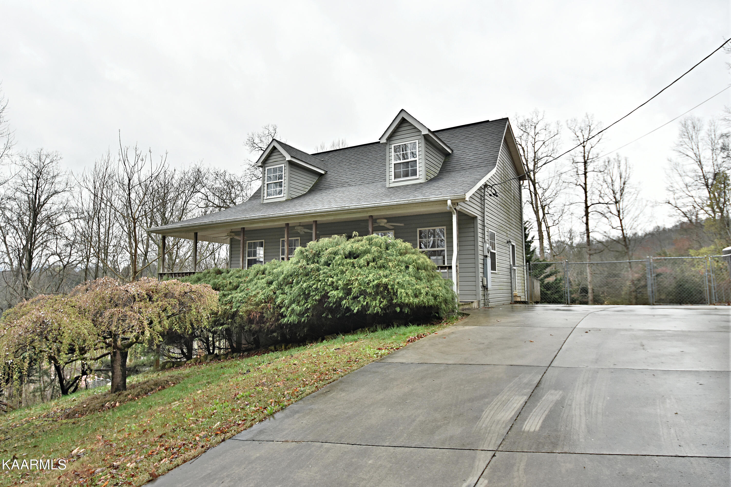 131 Duke Lane Luttrell, TN 37779 - Photo 1 of 29 DSC_2328
