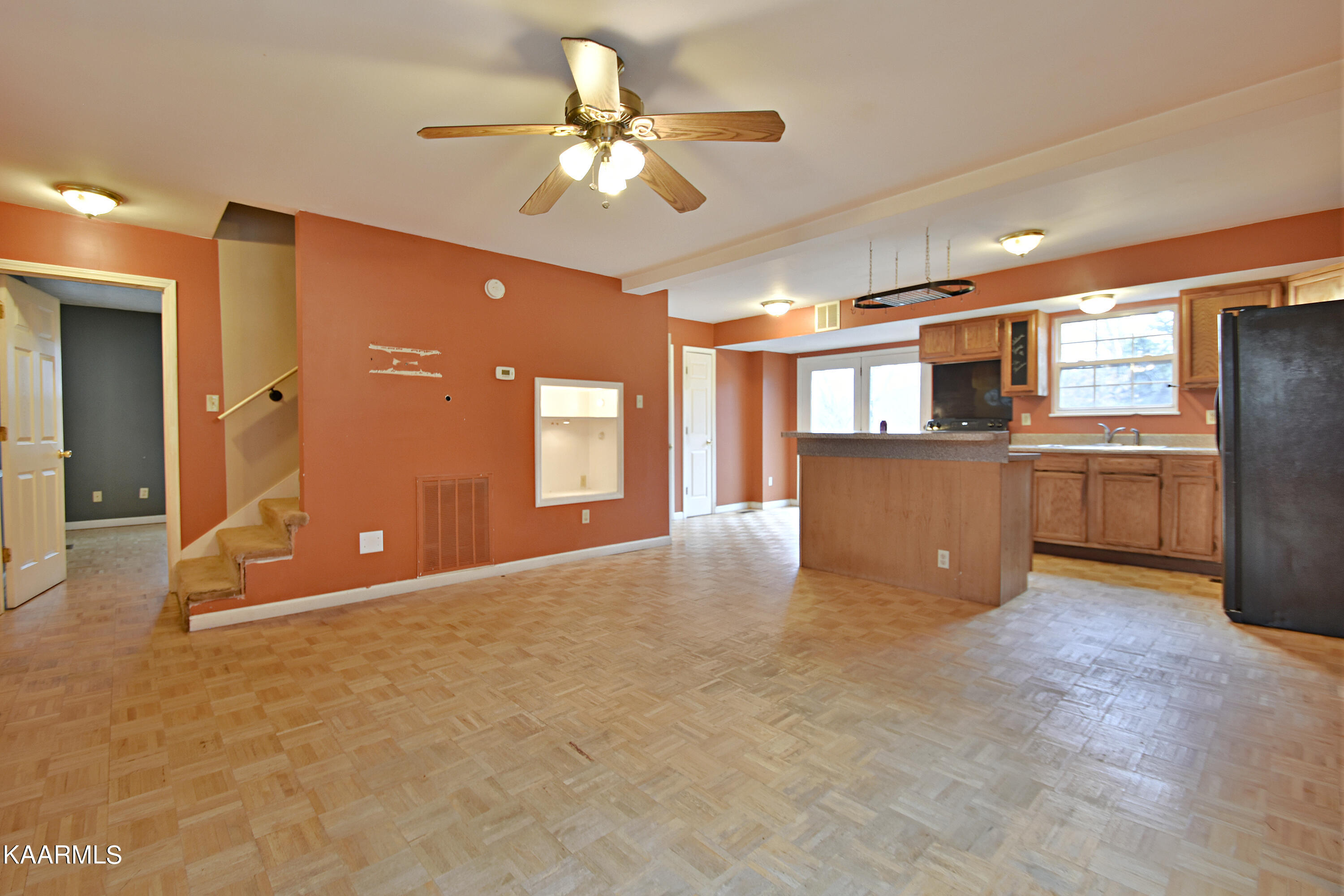 131 Duke Lane Luttrell, TN 37779 - Photo 5 of 29 DSC_2296