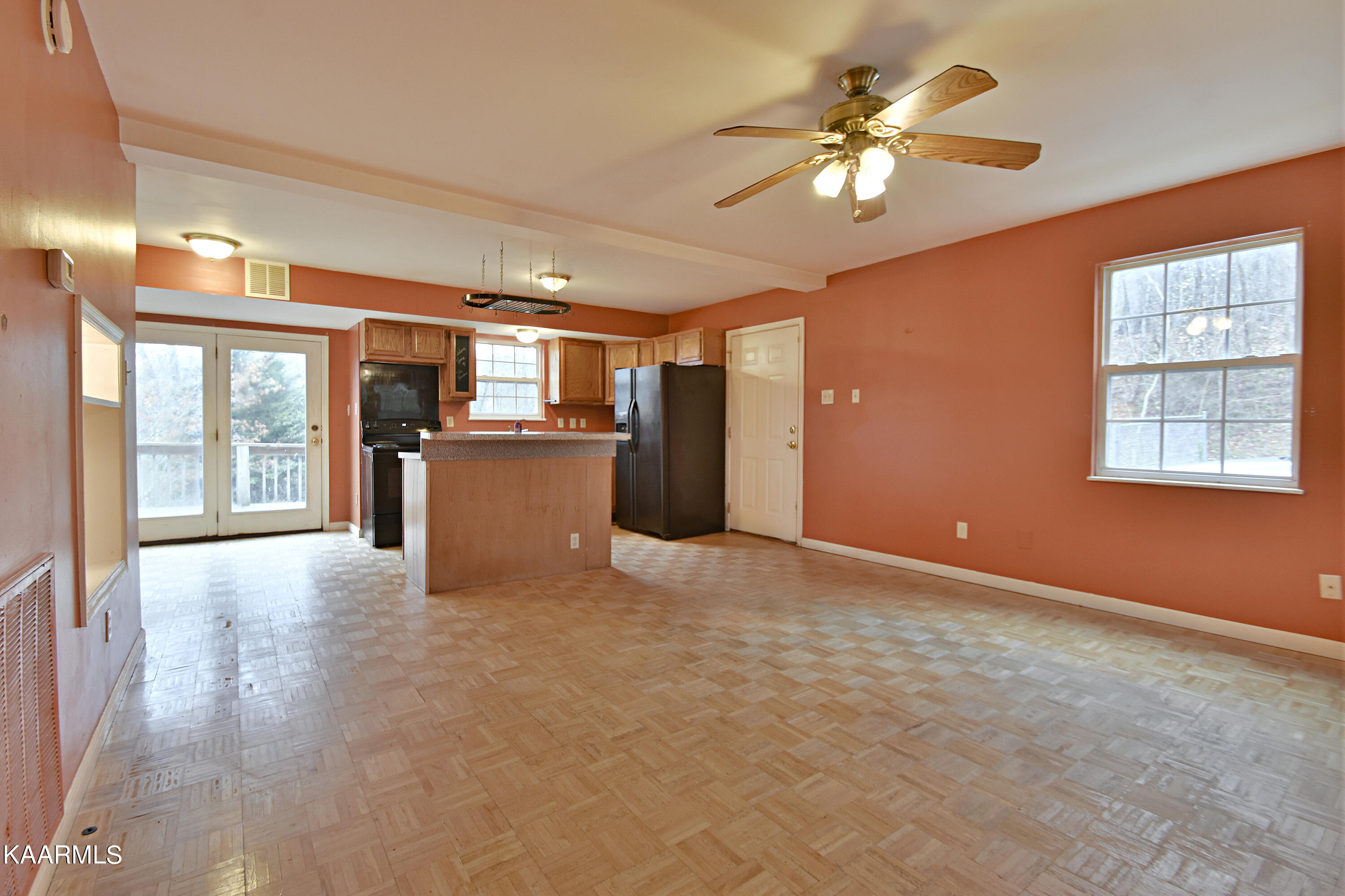 131 Duke Lane Luttrell, TN 37779 - Photo 6 of 29 DSC_2297