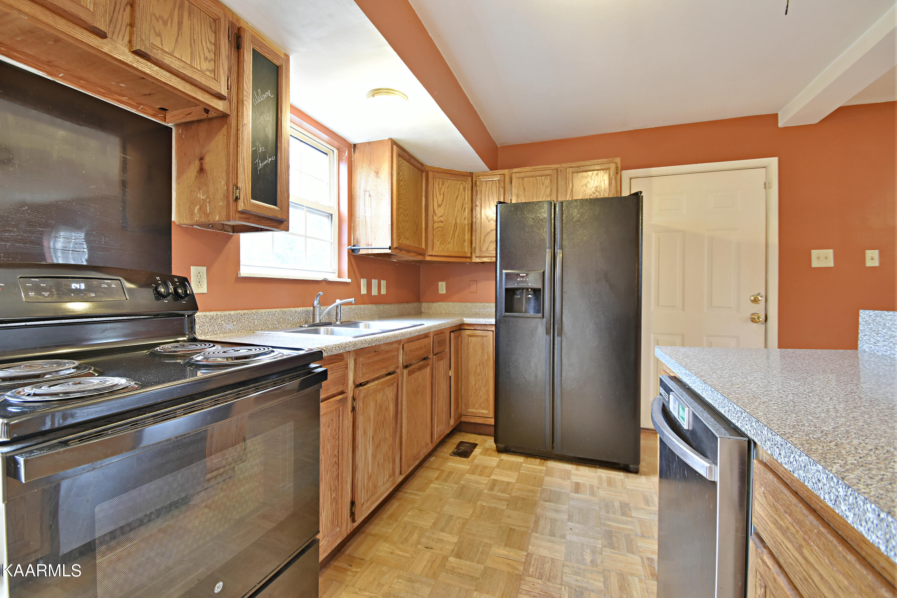 131 Duke Lane Luttrell, TN 37779 - Photo 8 of 29 DSC_2304