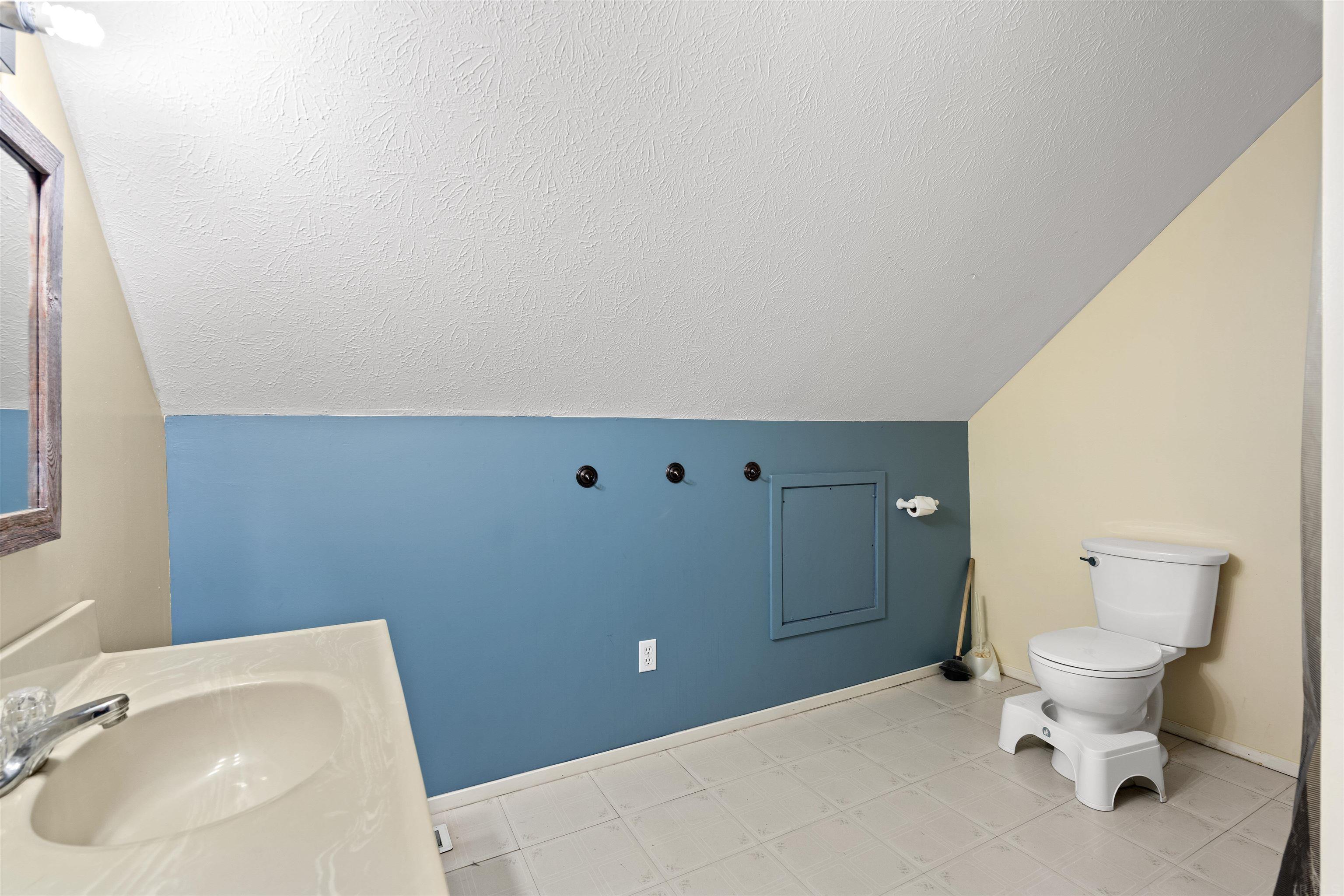 3050 South Trail Ridge Road Warsaw, IN 46580 - Photo 27 of 36 Gallery Image 27