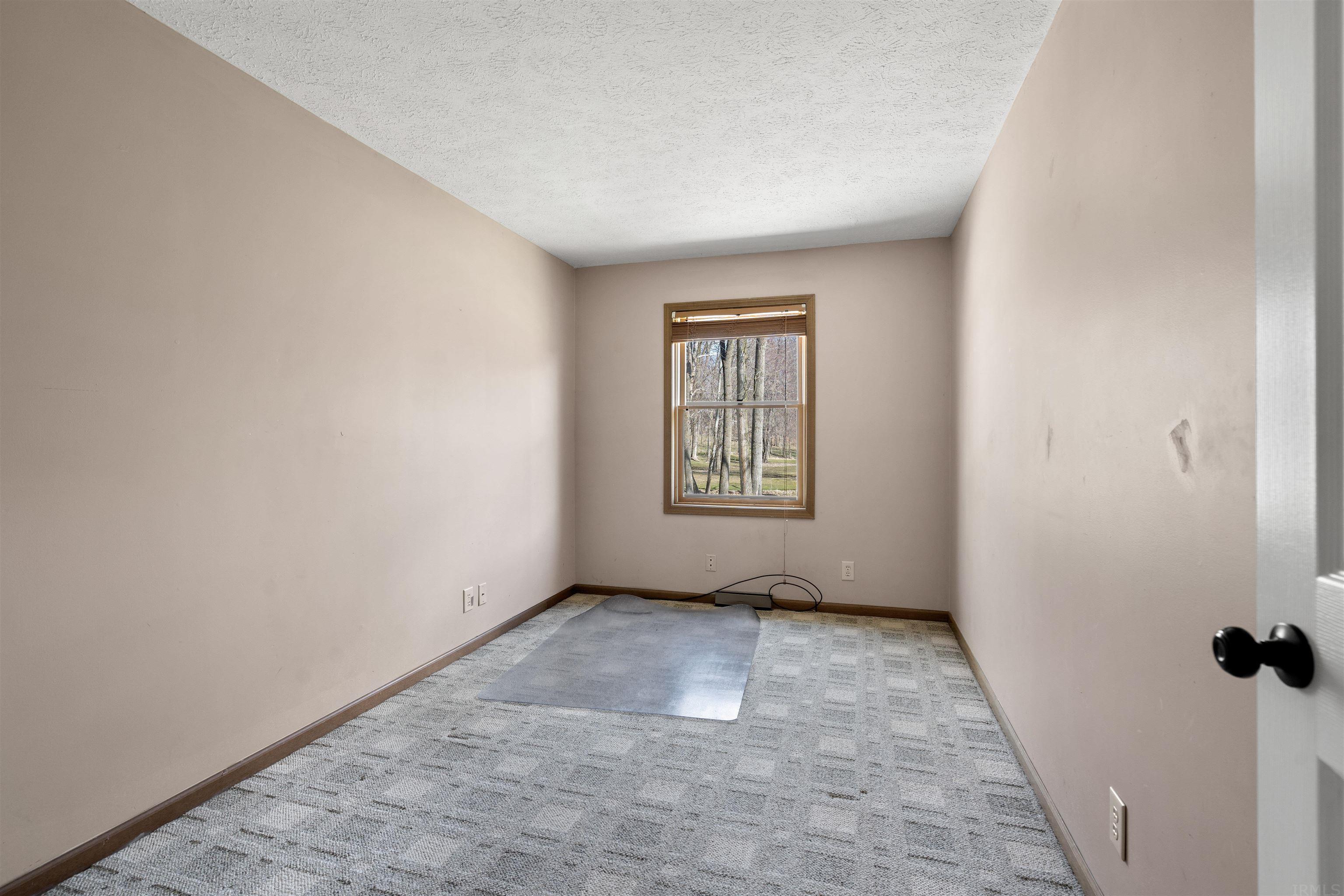 3050 South Trail Ridge Road Warsaw, IN 46580 - Photo 31 of 36 Gallery Image 31