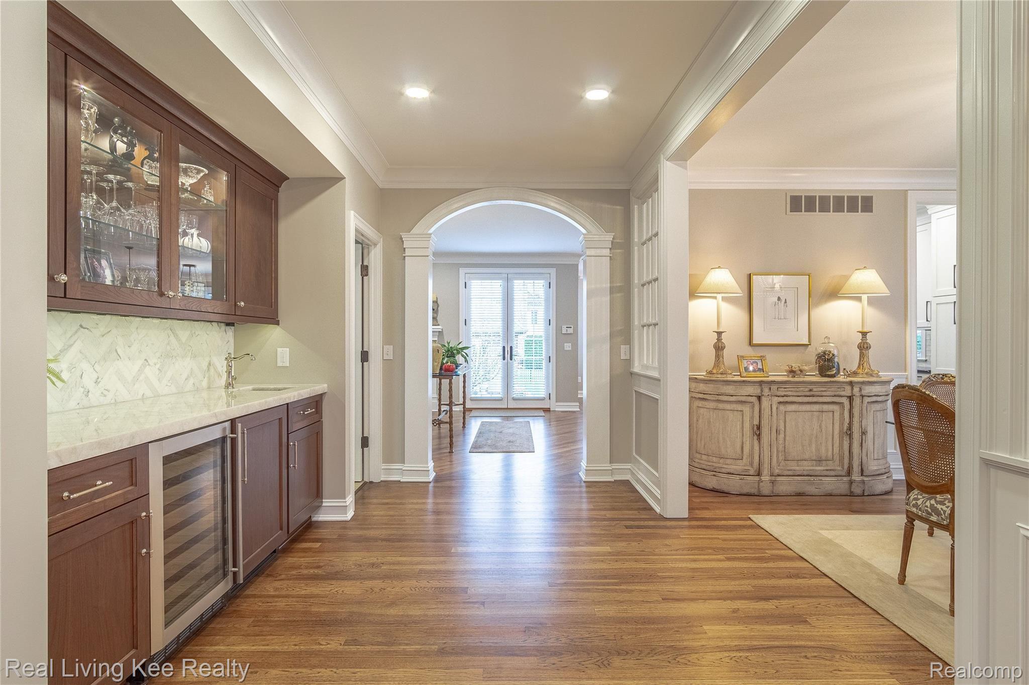 309 Ferndale Avenue Rochester, MI 48307 - Photo 20 of 75 Interiors (7 of 62).jpg