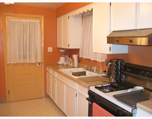 1540 Rutherford Avenue Beechview, PA 15216 - Photo 7 of 10 Kitchen.