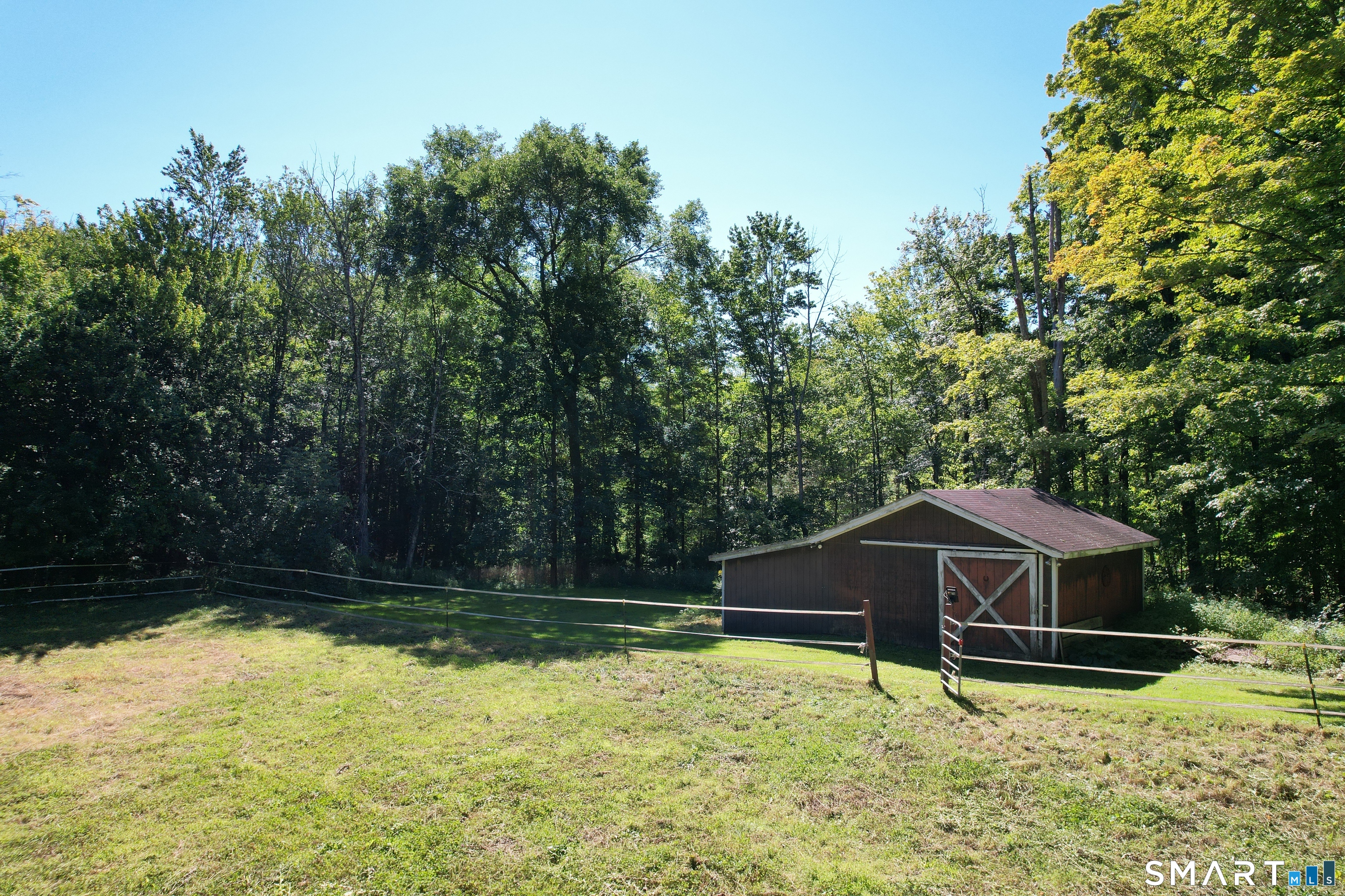 136 Losaw Road Winsted, CT 06098 - Photo 6 of 38 Gallery Image 6