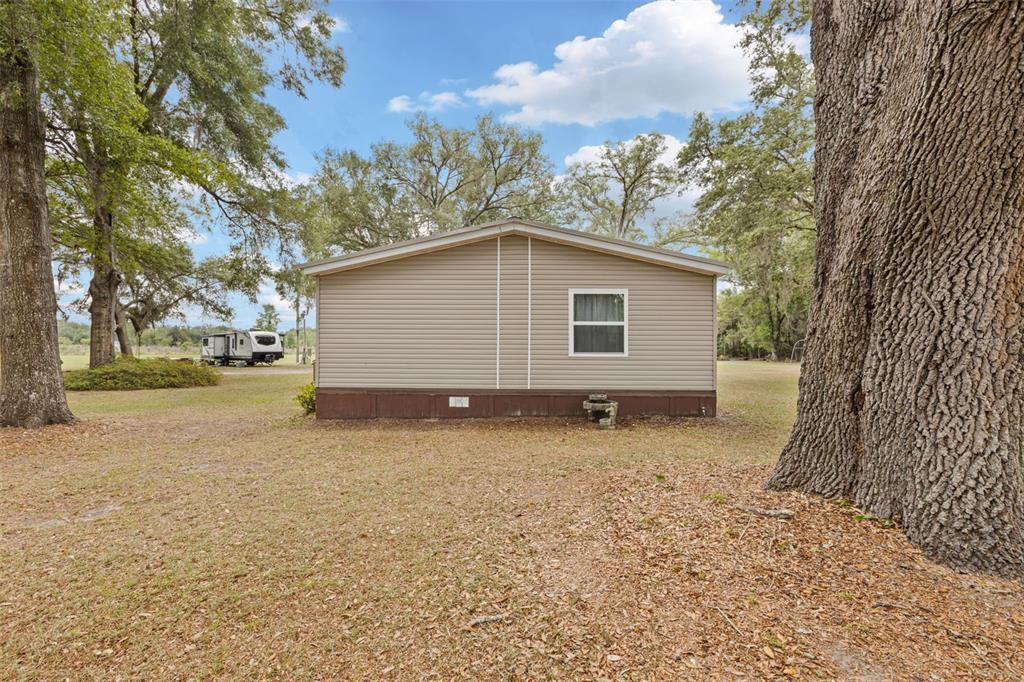 6689 Southeast 55th Street Trenton, FL 32693 - Photo 45 of 83