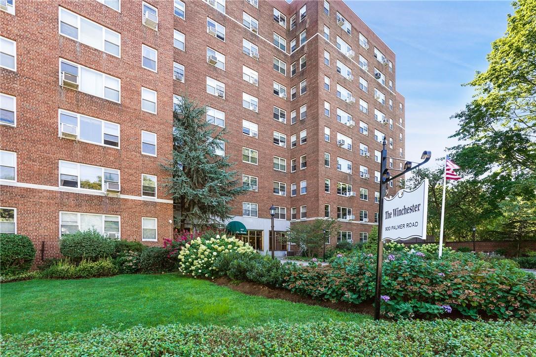 Welcome Home to 900 Palmer #10D