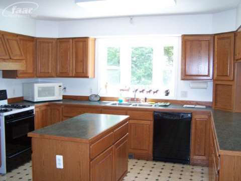 4700 North Latson Road Howell, MI 48855 - Photo 5 of 21 20396433-4.JPG